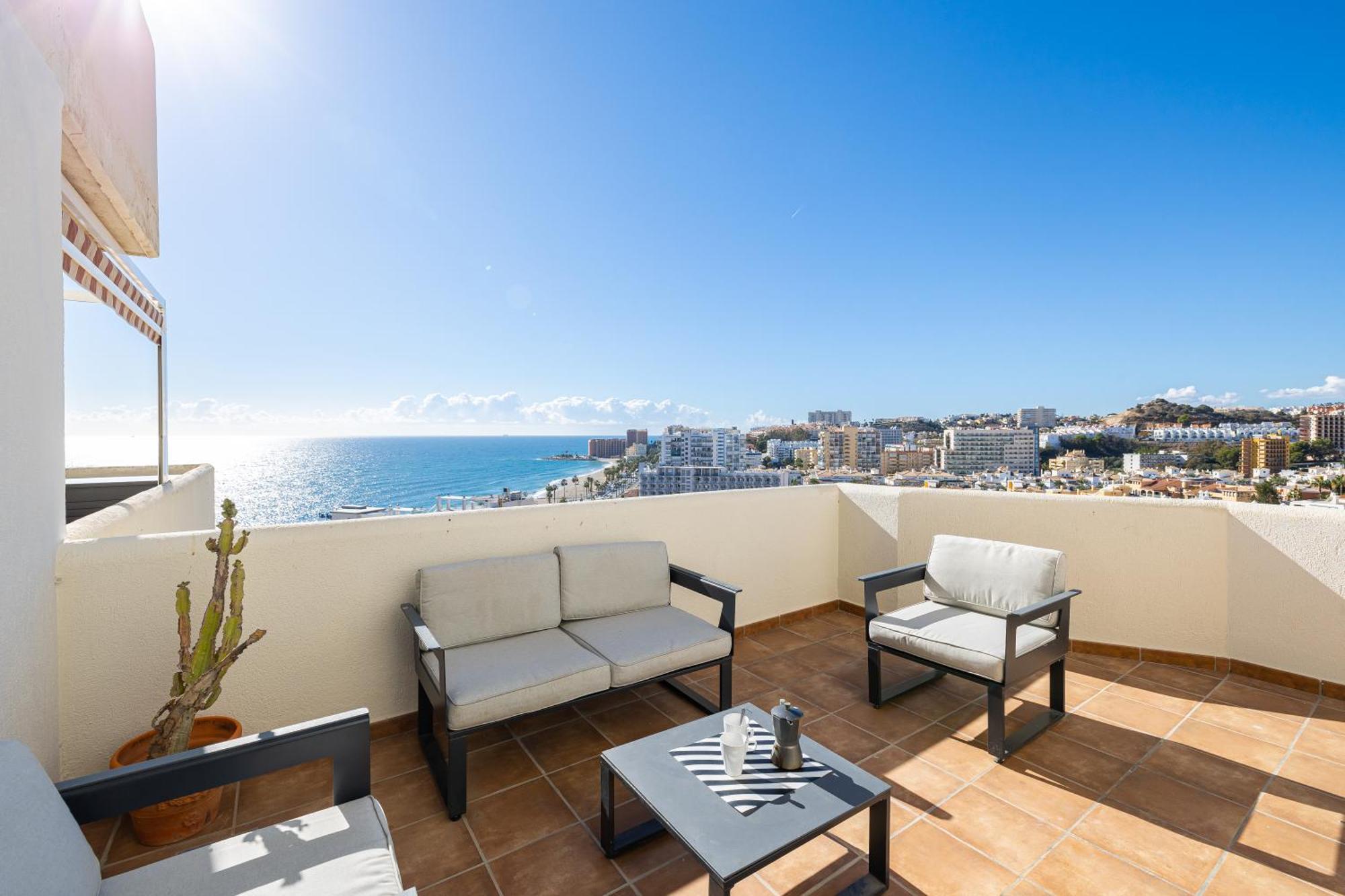 Holidays2Benal Beach Terraza Solarium 베날마데나코스타 외부 사진