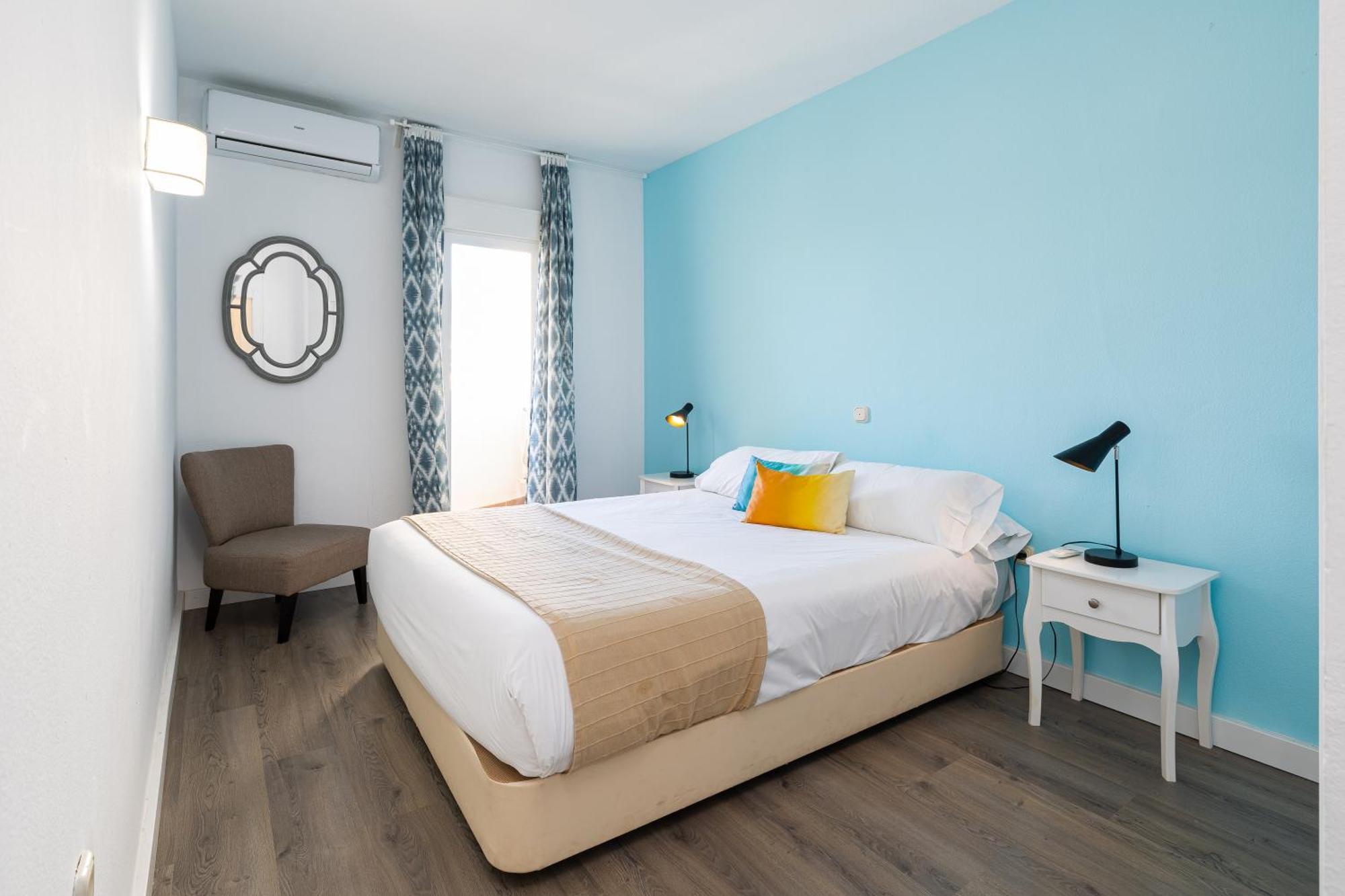 Holidays2Benal Beach Terraza Solarium 베날마데나코스타 외부 사진
