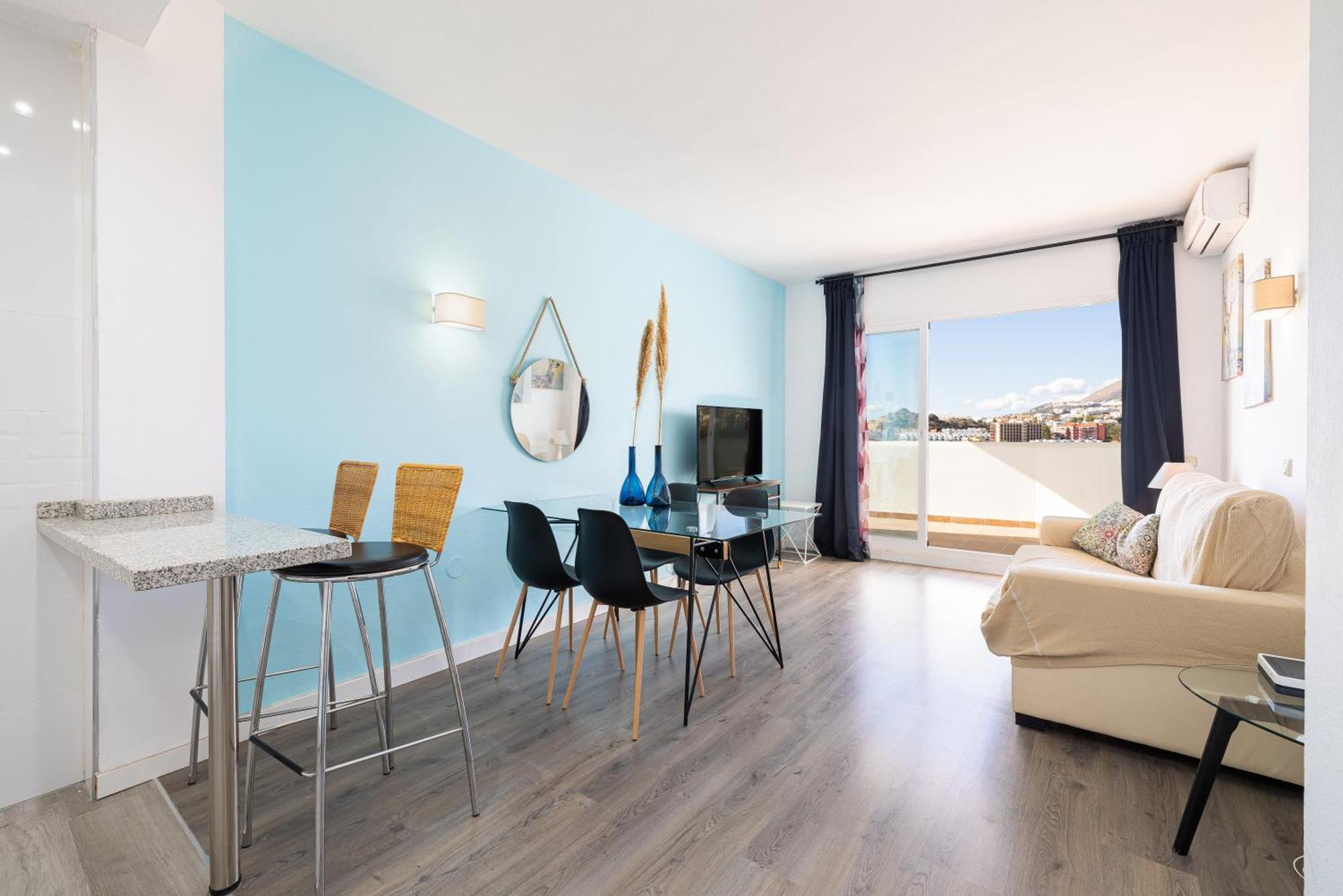 Holidays2Benal Beach Terraza Solarium 베날마데나코스타 외부 사진