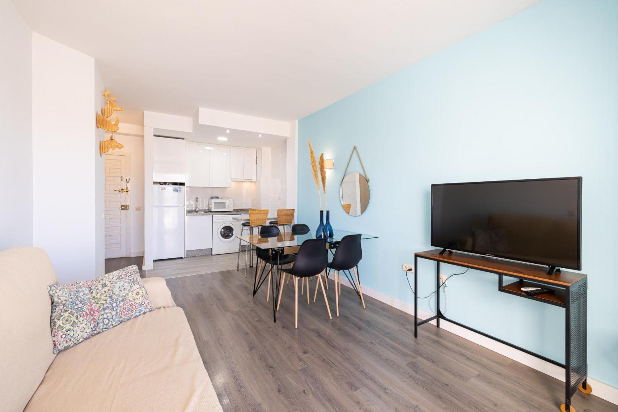 Holidays2Benal Beach Terraza Solarium 베날마데나코스타 외부 사진